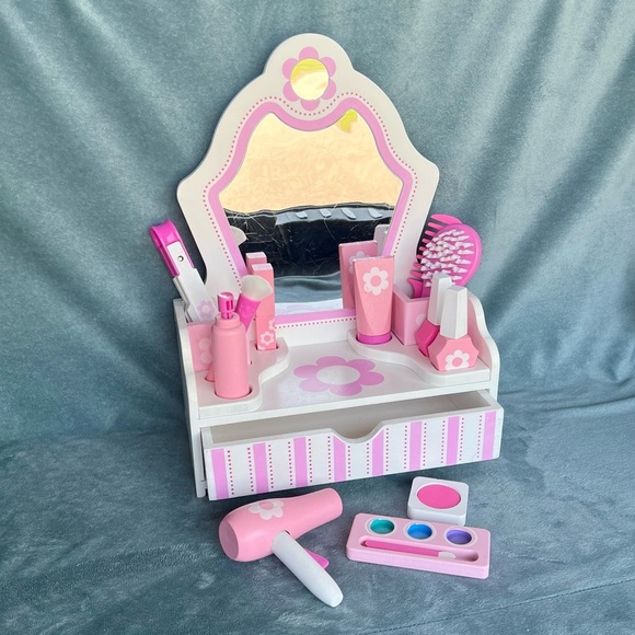 Melissa and Doug Wooden Vanity Playset - Picture 1 of 6